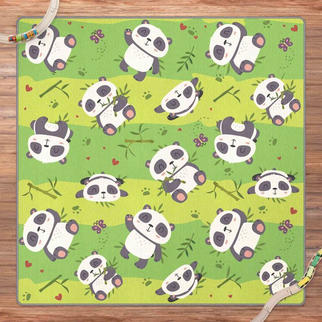 Moderner Teppich Süße Pandabären auf Grüner Wiese