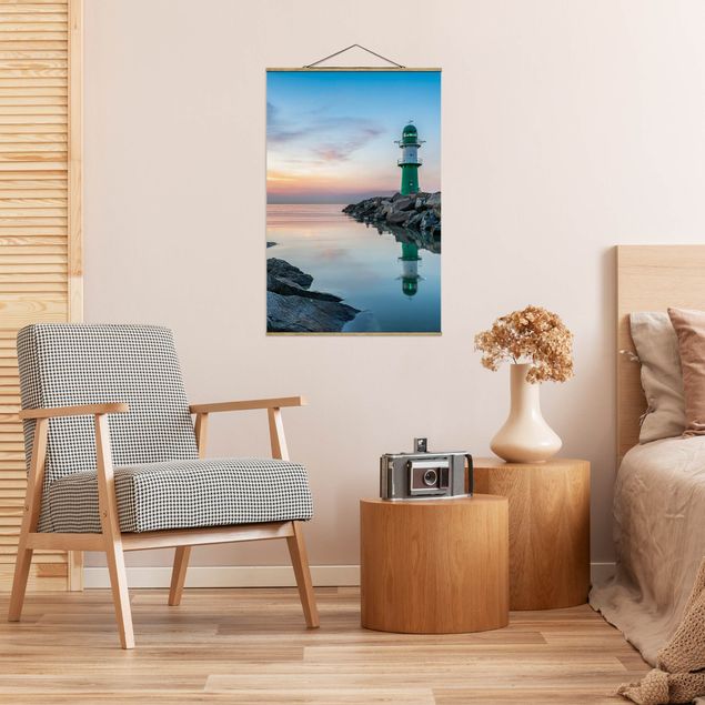 Stoffbild mit Posterleisten - Sunset at the Lighthouse - Hochformat 2:3