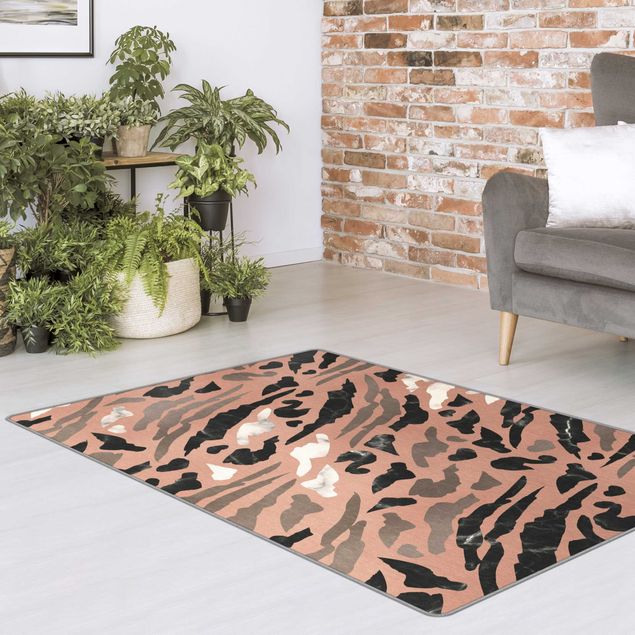 Moderne Teppiche Tigerstreifen in Marmor und Gold