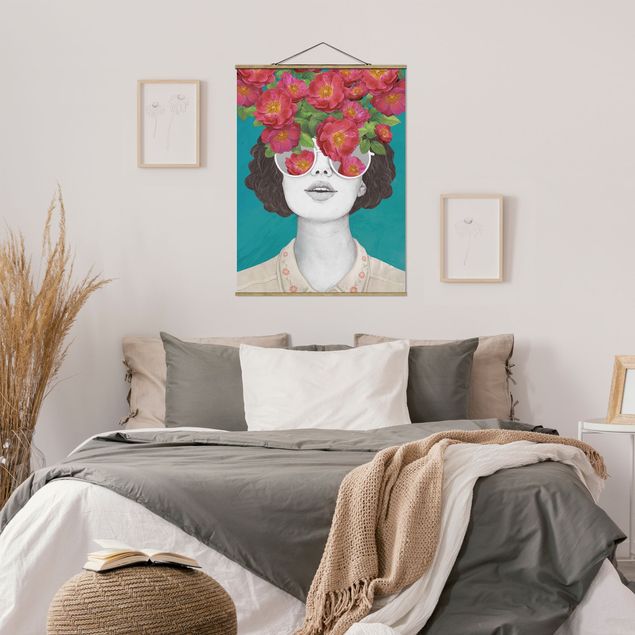 Stoffbilder mit Posterleisten Illustration Portrait Frau Collage mit Blumen Brille