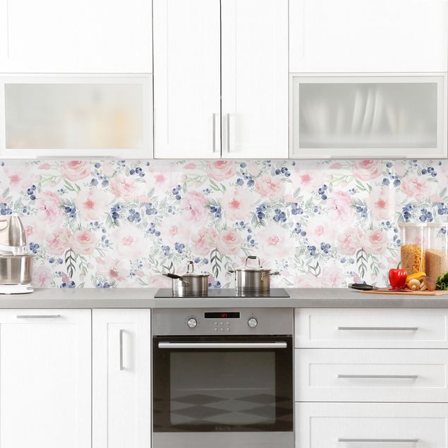 Wandpaneele Küche Rosa Rosen mit Blaubeeren vor Weiß I