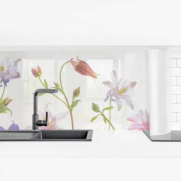 Küchenrückwand selbstklebend Wald-Akelei