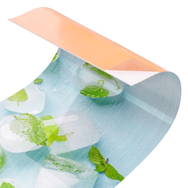 Küchenrückwand - Eiswürfel mit Minzblättern