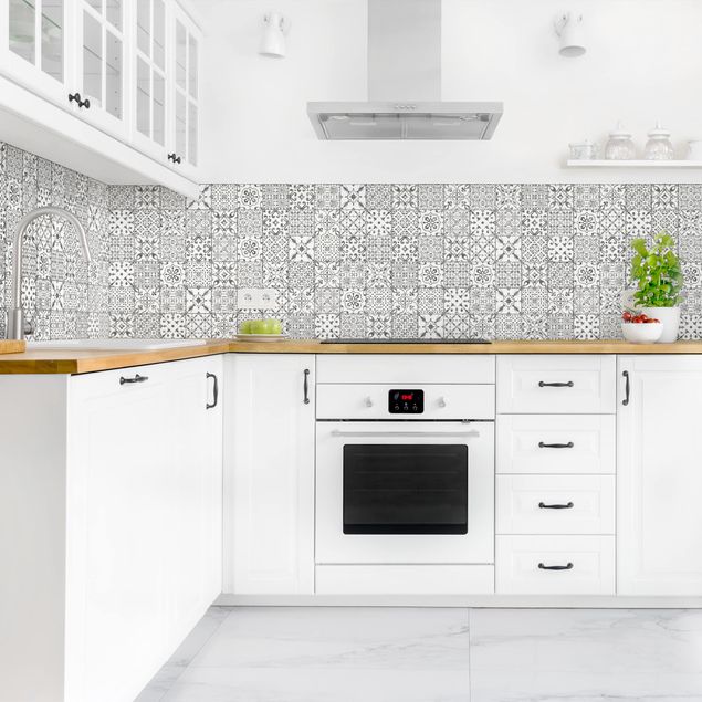 Wandpaneele Küche Musterfliesen Grau Weiß