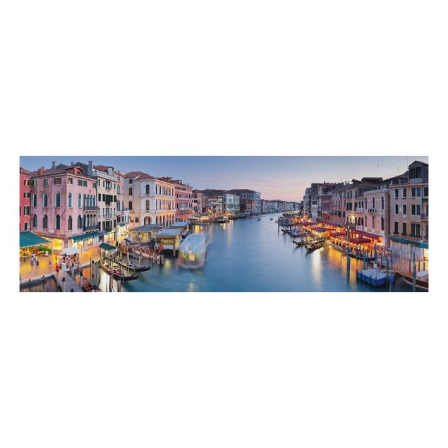 schöne Bilder Abendstimmung auf Canal Grande in Venedig