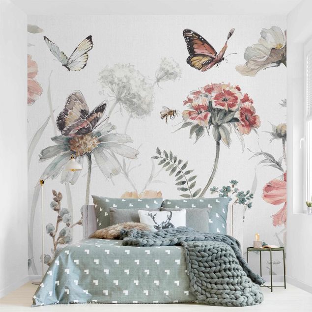 Design Tapeten Aquarell Blumenwiese mit Schmetterlingen