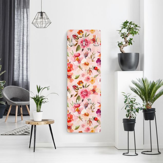 Wandgarderobe mit Motiv Aquarellierte Blumen auf Rosa