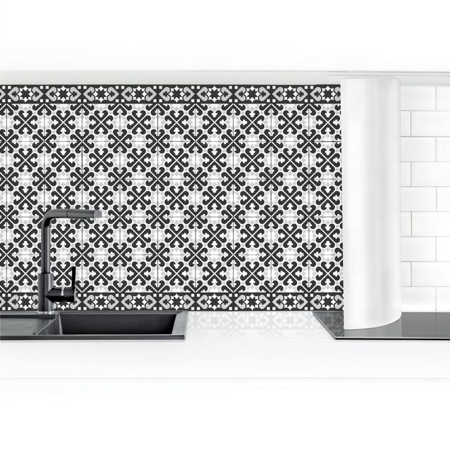 Küchenrückwand selbstklebend Geometrischer Fliesenmix Herzen Schwarz