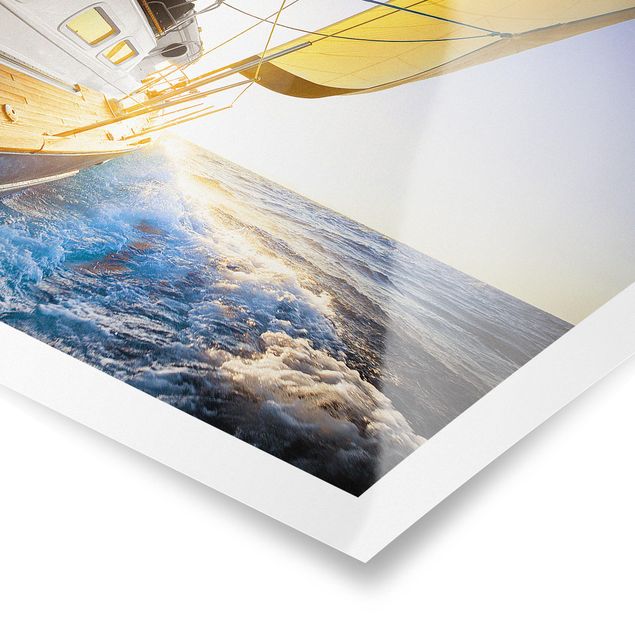 Poster - Segelboot auf blauem Meer bei Sonnenschein - Querformat 2:3