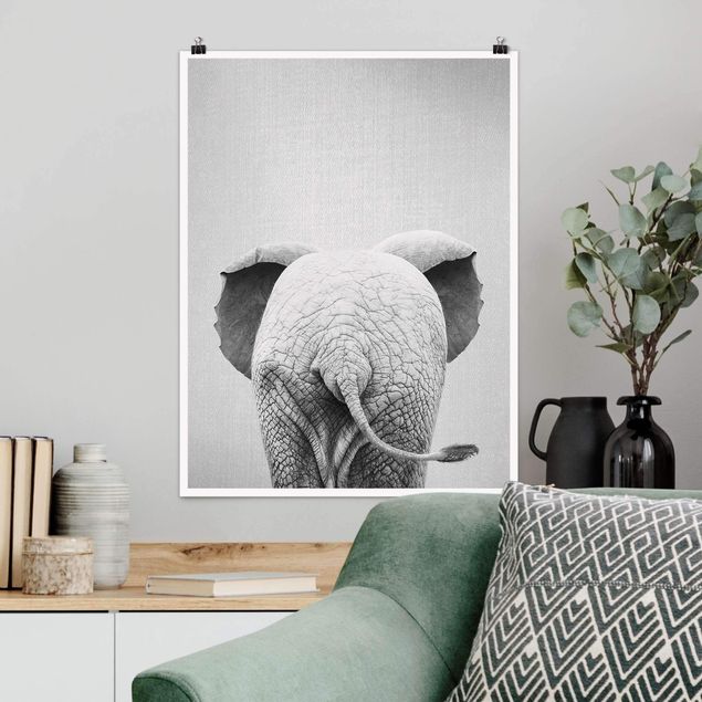 Poster Elefanten Baby Elefant von hinten Schwarz Weiß