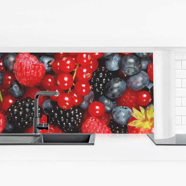 Küchenrückwand selbstklebend Fruchtige Waldbeeren