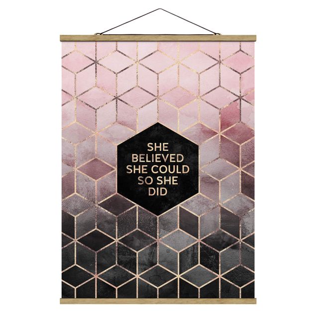 Stoffbild mit Posterleisten - Elisabeth Fredriksson - She Believed She Could Rosé Gold - Hochformat 3:4
