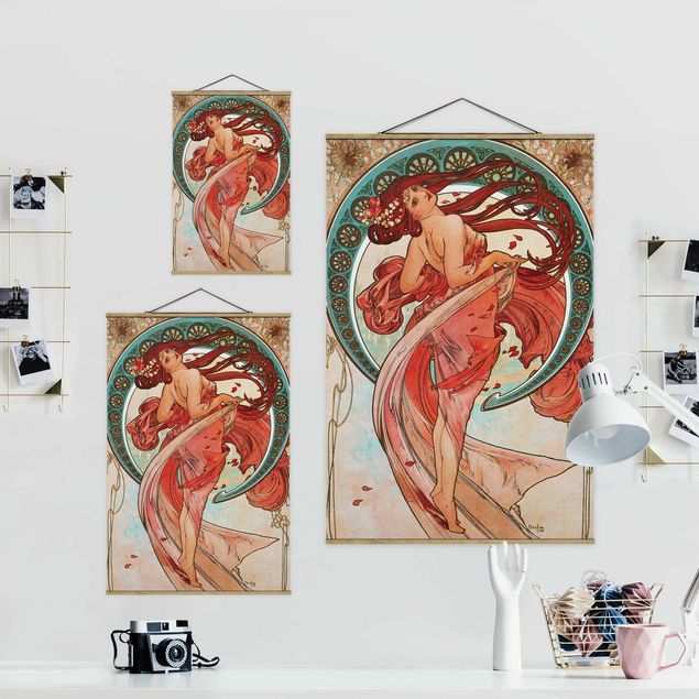 Stoffbild mit Posterleisten - Alfons Mucha - Vier Künste - Der Tanz - Hochformat 2:3