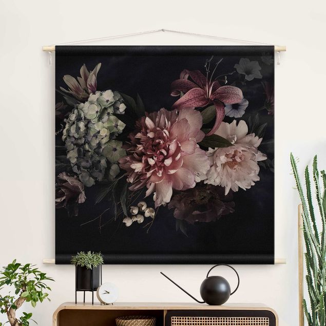Wandbehang modern Blumen mit Nebel auf Schwarz