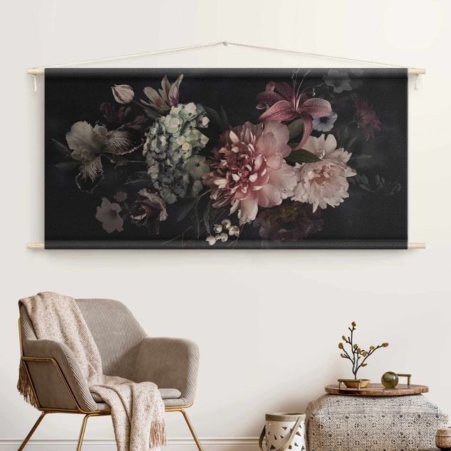 Wandteppich modern Blumen mit Nebel auf Schwarz