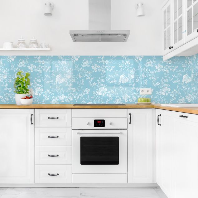 Küchenrückwand - Blumenranken auf Blau II