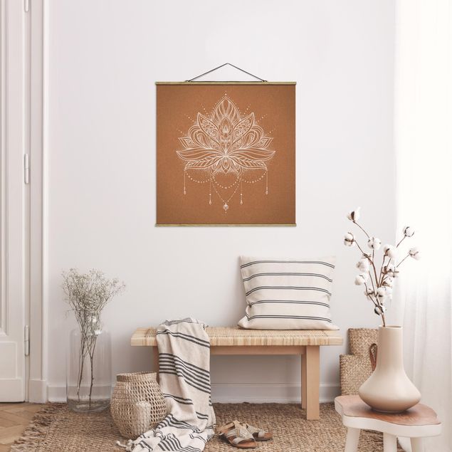 Stoffbild mit Posterleisten - Boho Lotusblüte weiß Korkoptik - Quadrat 1:1