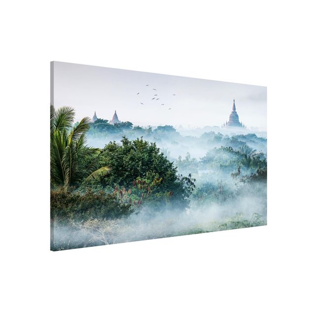 Magnettafel - Morgennebel über dem Dschungel von Bagan - Hochformat 3:2