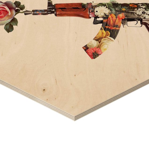 Hexagon Bild Holz - Jonas Loose - Waffe mit Rose