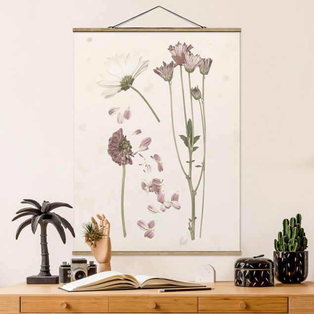 Stoffbild mit Posterleisten - Herbarium in rosa II - Hochformat 3:4