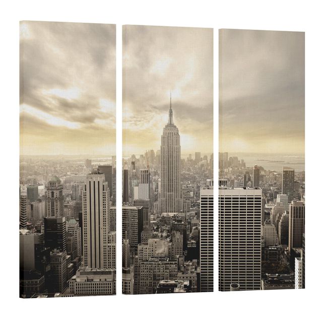 Leinwandbild 3-teilig - Manhattan Dawn - Panoramen hoch 1:3