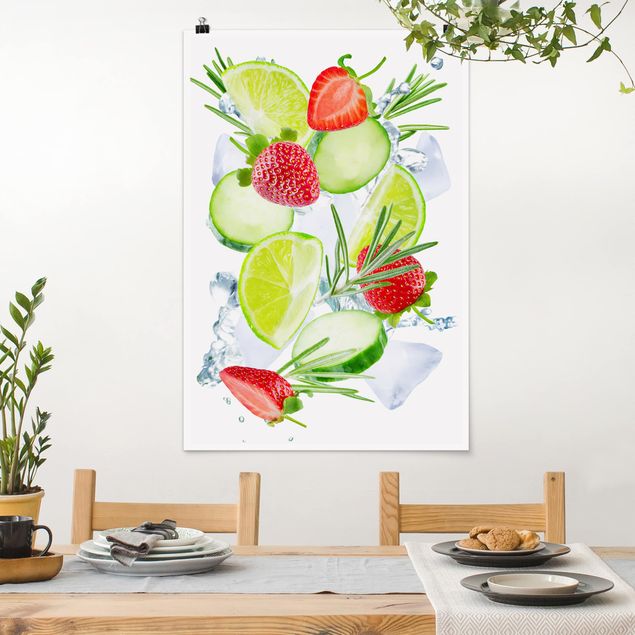 XXL Poster Erdbeeren Limetten Eiswürfel Splash