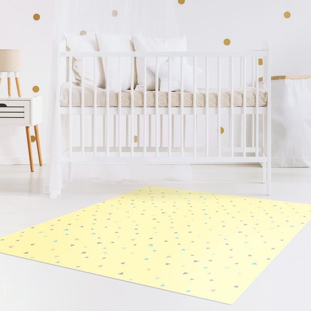 Vinyl-Teppich - Bunte gezeichnete Pastelldreiecke auf Gelb - Quadrat 1:1