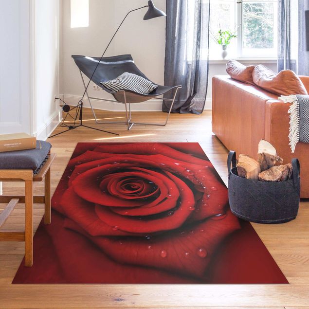 Moderne Teppiche Rote Rose mit Wassertropfen