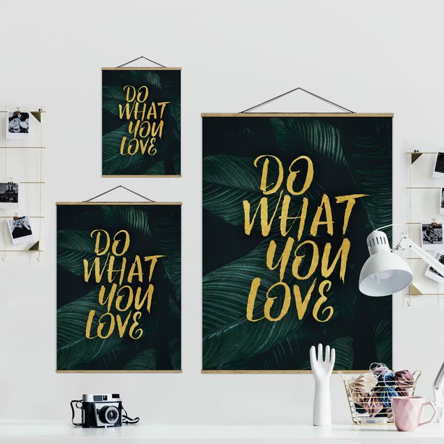 Stoffbild mit Posterleisten - Do what you love Dunkle Botanik - Hochformat 3:4