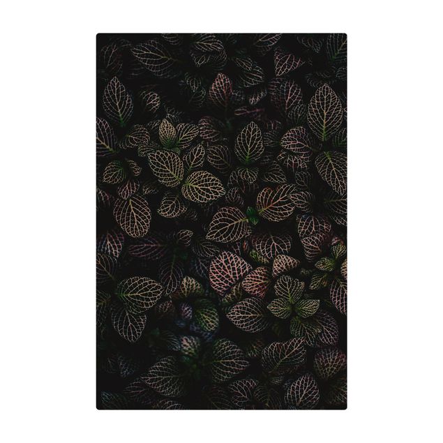 Kork-Teppich - Dunkle Botanik Mosaikpflanze - Hochformat 2:3