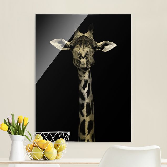 Glasbild - Dunkles Giraffen Portrait - Hochformat 4:3