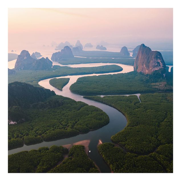 Spritzschutz Flusslandschaft in Thailand