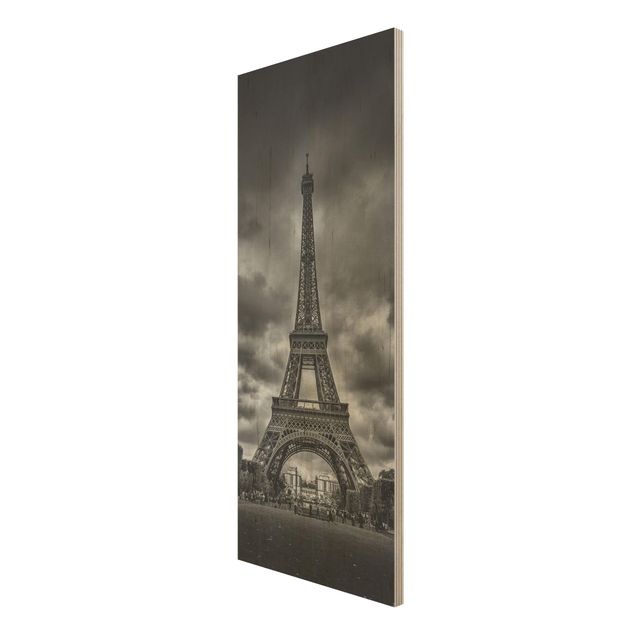 Holzbild - Eiffelturm vor Wolken schwarz-weiß - Panel