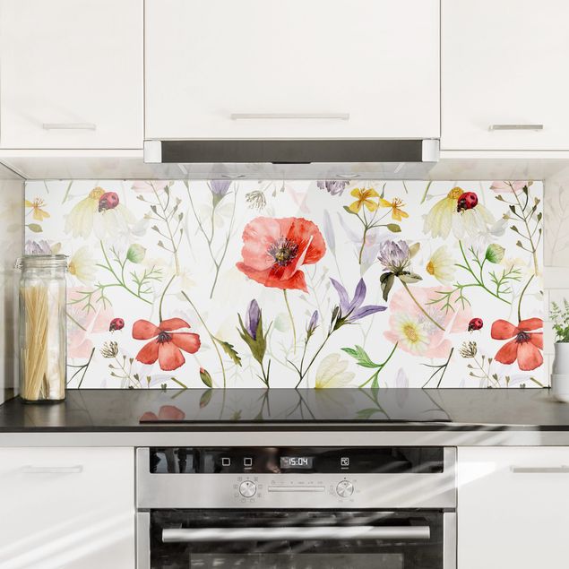Glasrückwand Küche Blumen Marienkäfer mit Mohn als Aquarell