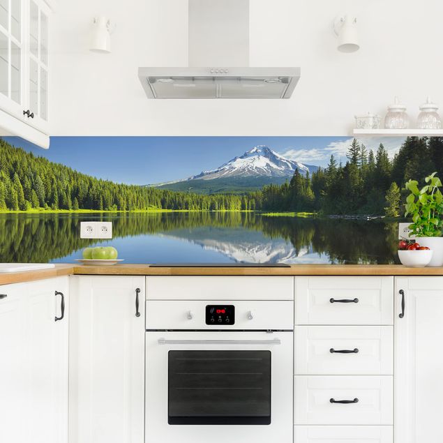 Küchenrückwand - Vulkan mit Wasserspiegelung