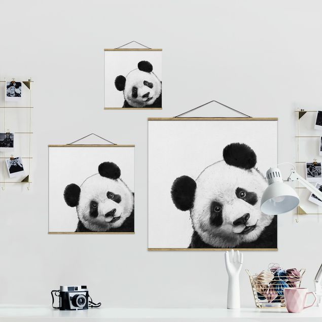 Stoffbild mit Posterleisten - Laura Graves - Illustration Panda Schwarz Weiß Malerei - Quadrat 1:1
