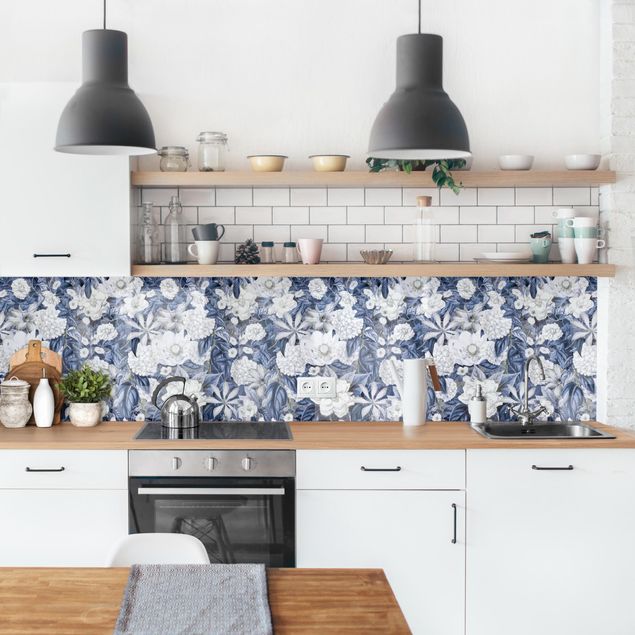 Küche Wandpaneel Weiße Blumen vor Blau II
