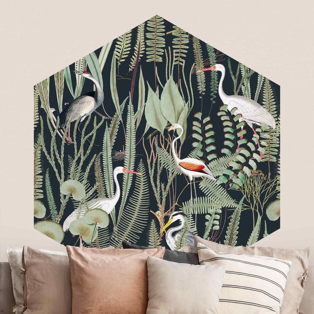 Hexagon Mustertapete selbstklebend - Flamingos und Störche mit Pflanzen auf Grün