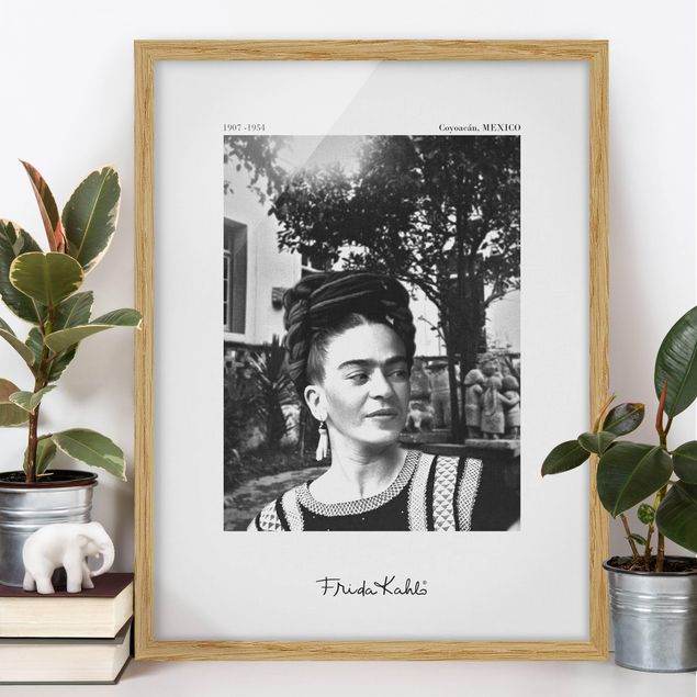 Moderne Bilder mit Rahmen Frida Kahlo Foto Portrait im Garten