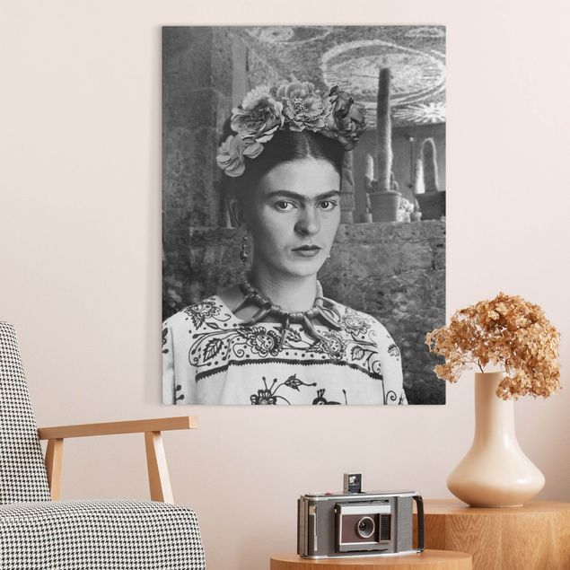 Frida Kahlo Poster Frida Kahlo Foto Portrait vor Kakteen