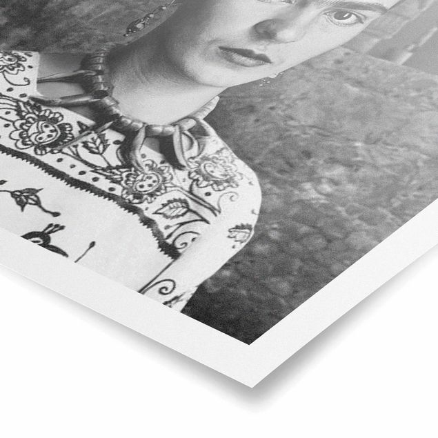 Poster Frida Kahlo Foto Portrait vor Kakteen