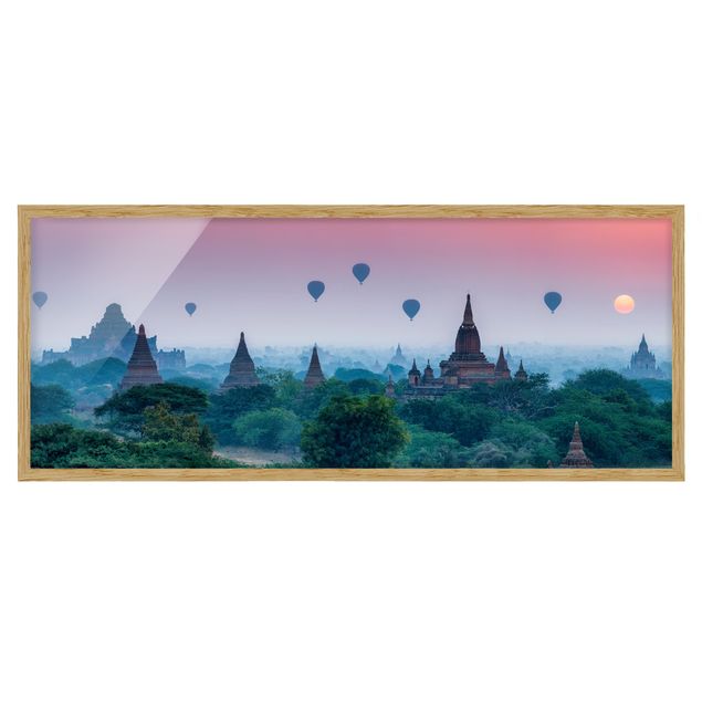 gerahmte Bilder Heißluftballons über Tempelanlage