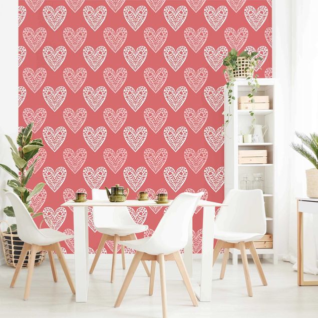 Pattern Design Herzen mit Blumenmuster in Rot