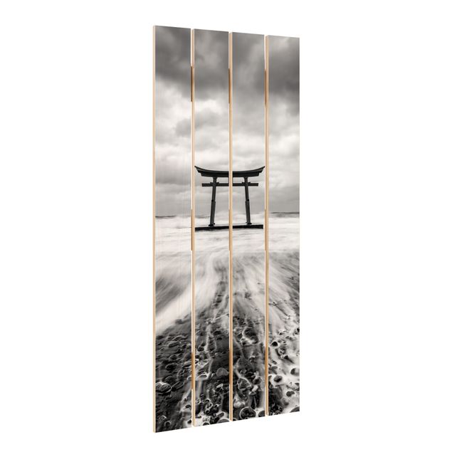Holzbild - Japanisches Torii im Meer - Hochformat