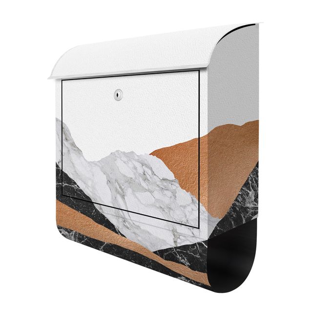 Briefkasten - Landschaft in Marmor und Kupfer