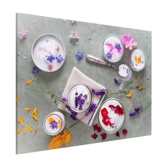 schöne Bilder Essbare Blüten mit Lavendelzucker