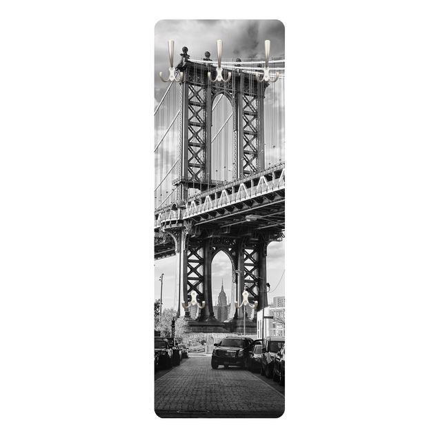 Garderobe - Manhattan Bridge in America