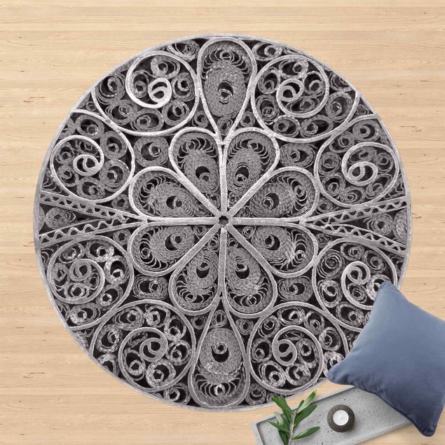 Moderne Teppiche Metall Ornamentik Mandala in Silber