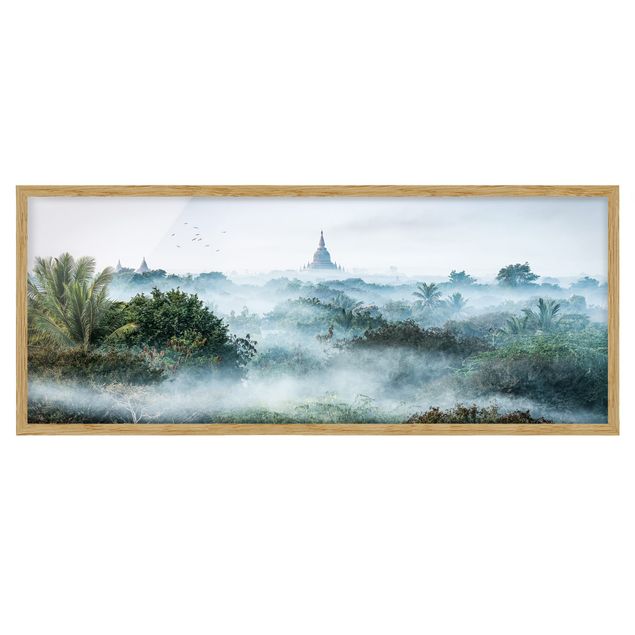 schöne Bilder Morgennebel über dem Dschungel von Bagan