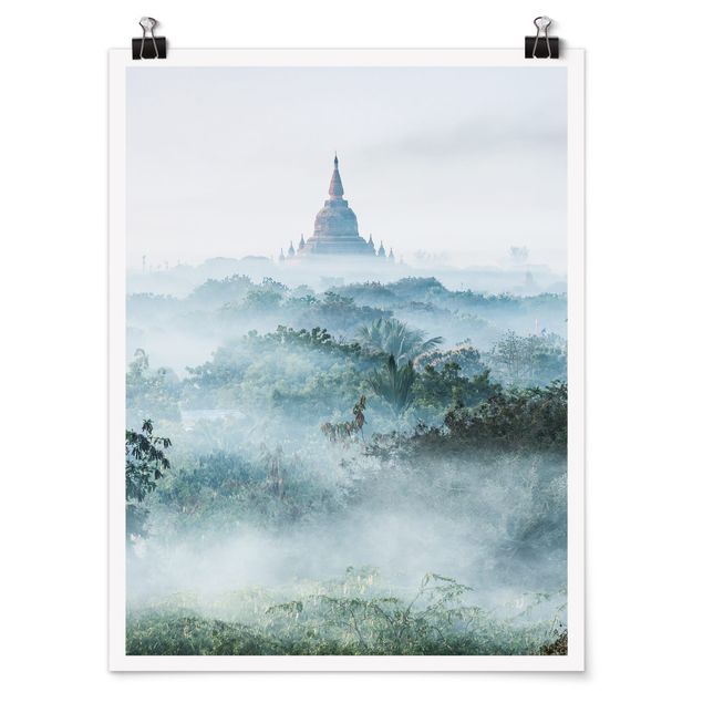 Poster - Morgennebel über dem Dschungel von Bagan - Hochformat 3:4